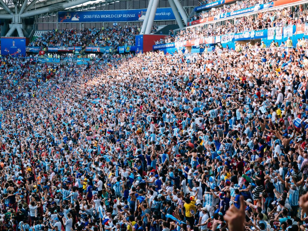 Magnetizing your conference booth the counterintuitive way